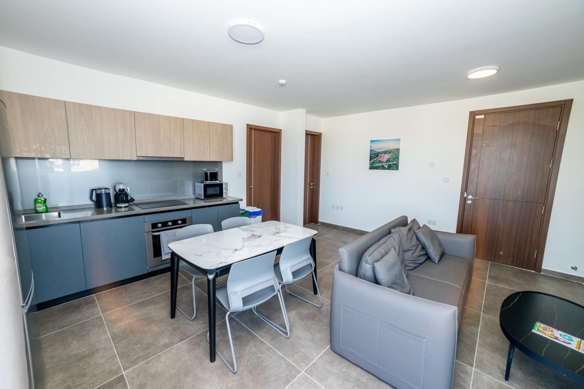 The Urban Oasis Chic 2-bedroom Penthouse * San Pawl il-Baħar