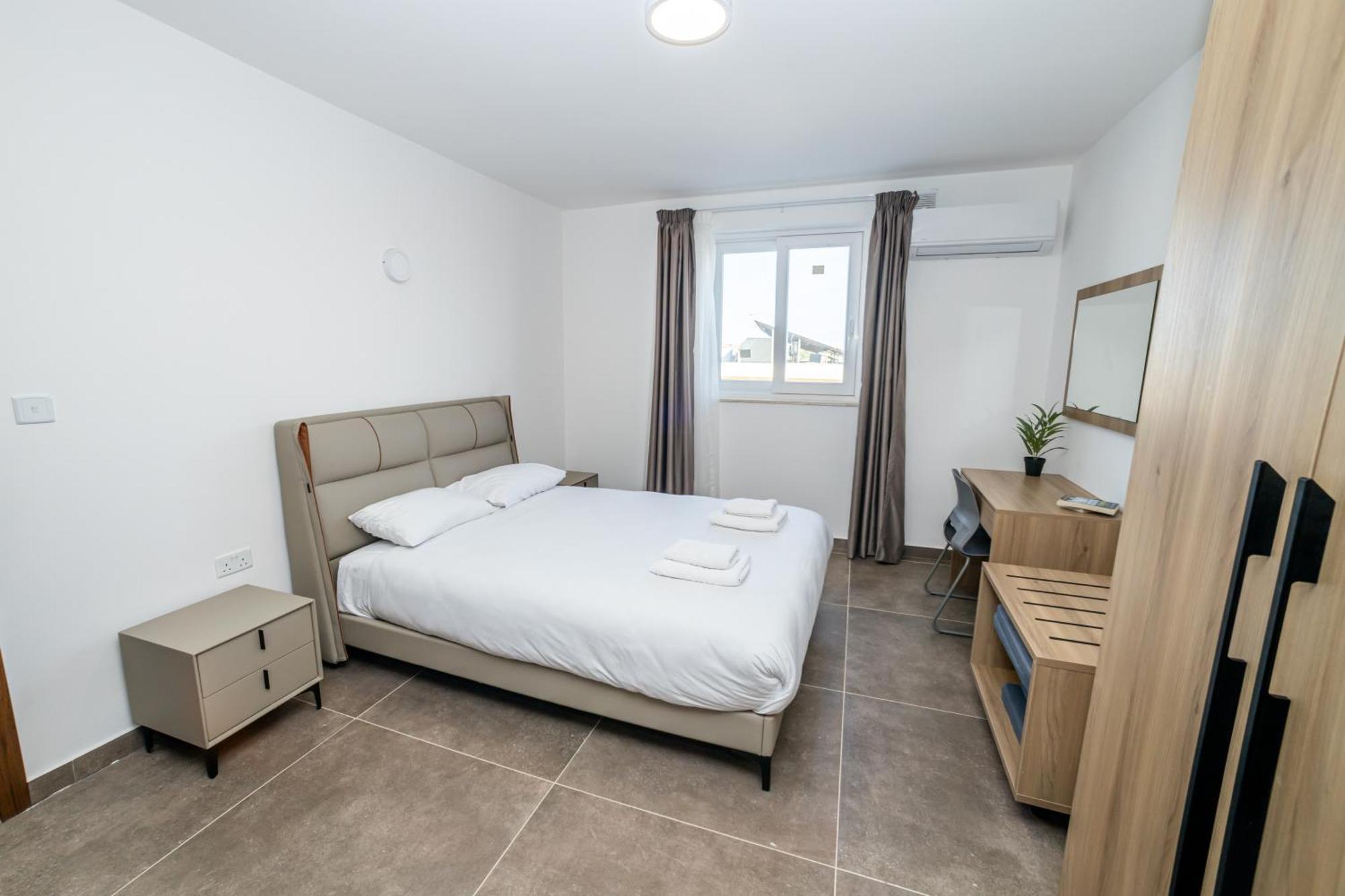The Urban Oasis Chic 2-bedroom Penthouse Appartement *